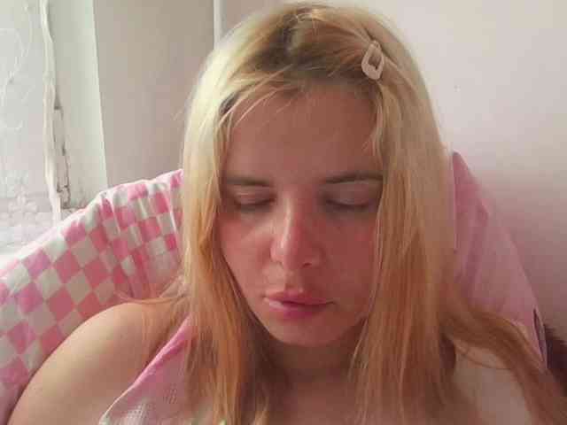 ElenaPleasure webcam