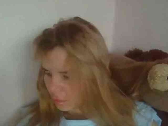 ElenaPleasure webcam