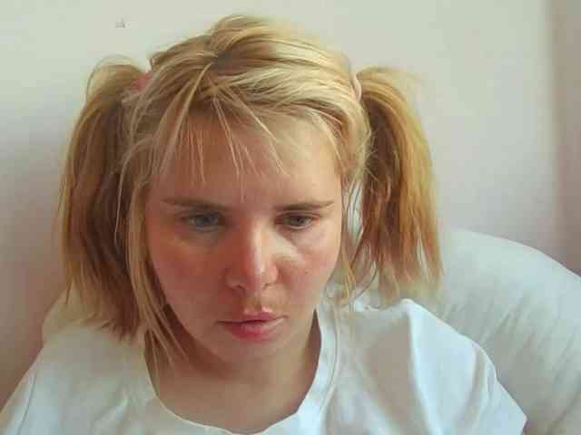 Model: ElenaPleasure