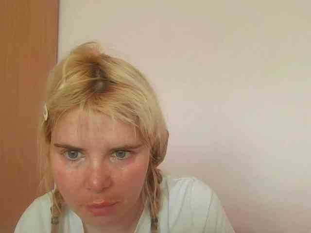 ElenaPleasure webcam