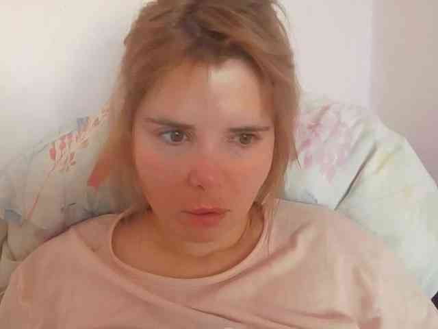 ElenaPleasure webcam