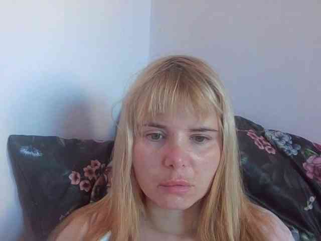 ElenaPleasure webcam
