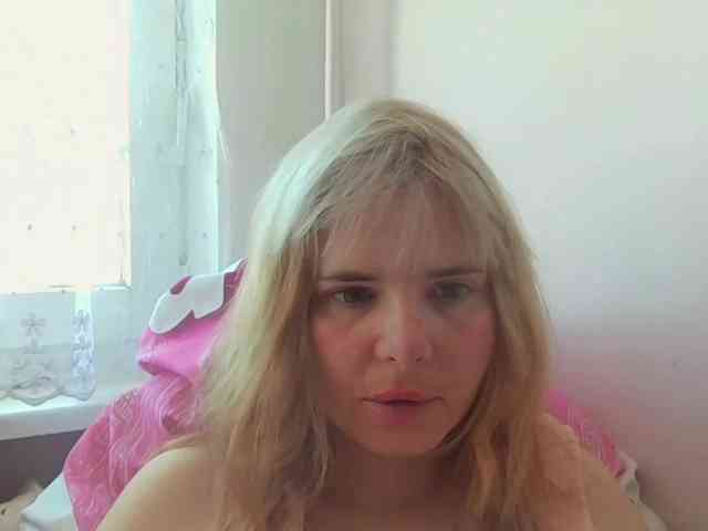 ElenaPleasure webcam