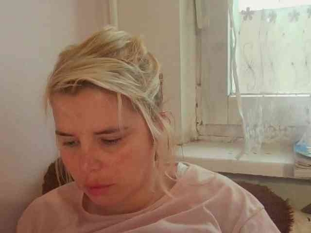 ElenaPleasure webcam