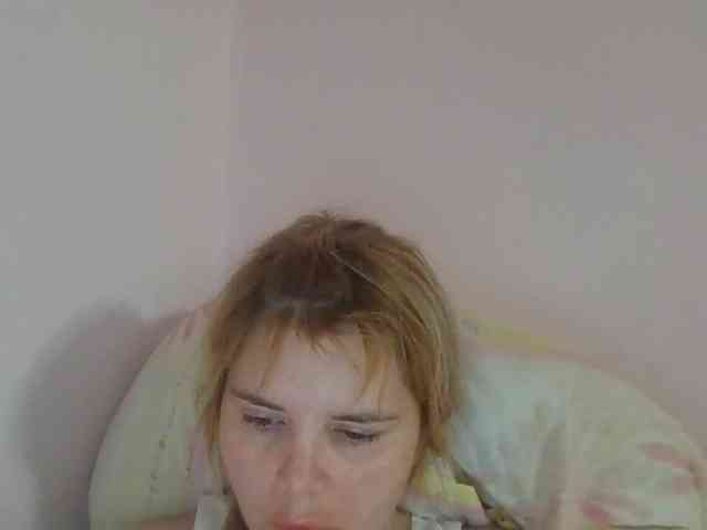 ElenaPleasure webcam