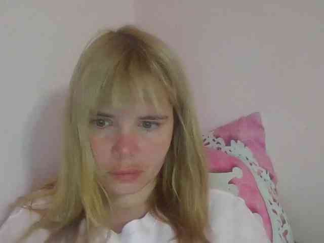 ElenaPleasure webcam