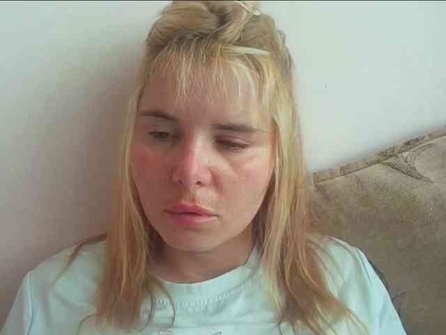 ElenaPleasure webcam