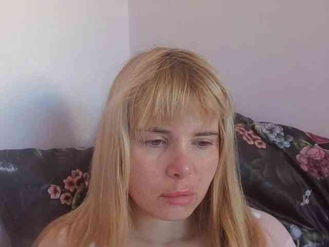 ElenaPleasure webcam