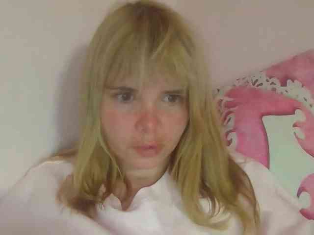 ElenaPleasure webcam