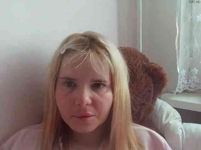 ElenaPleasure webcam