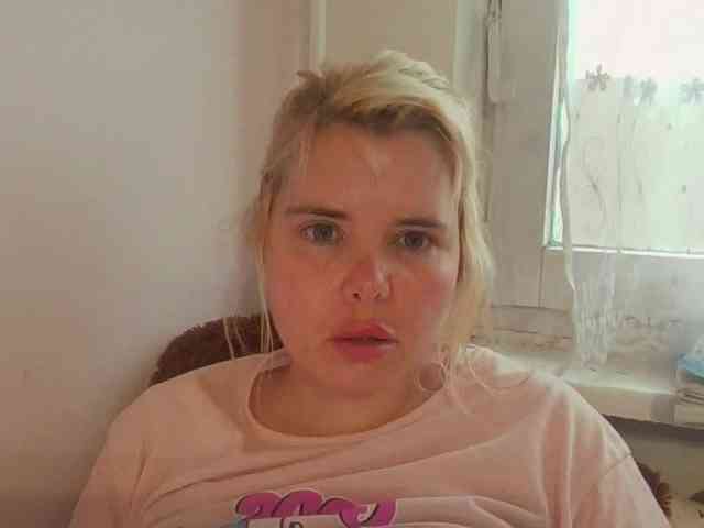ElenaPleasure webcam