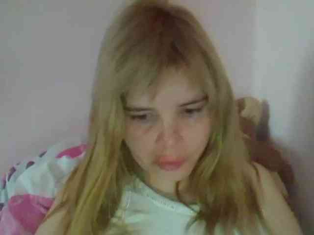 ElenaPleasure webcam