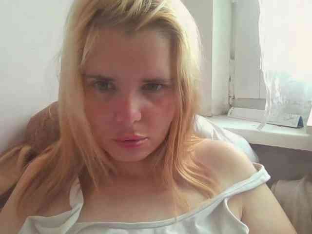 ElenaPleasure webcam