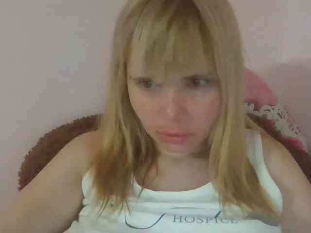 ElenaPleasure webcam