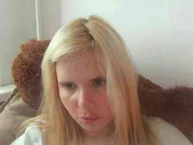 ElenaPleasure webcam