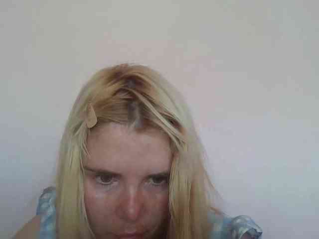 ElenaPleasure webcam