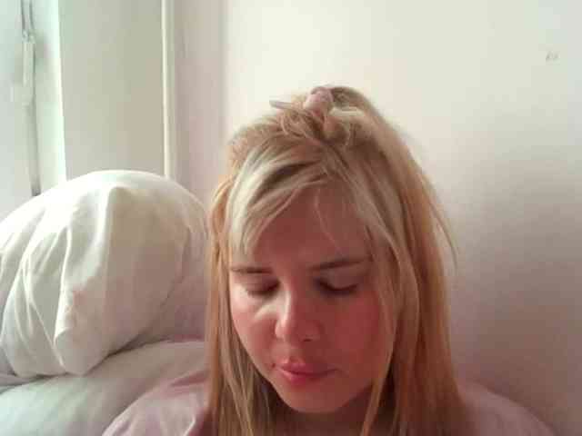 ElenaPleasure webcam