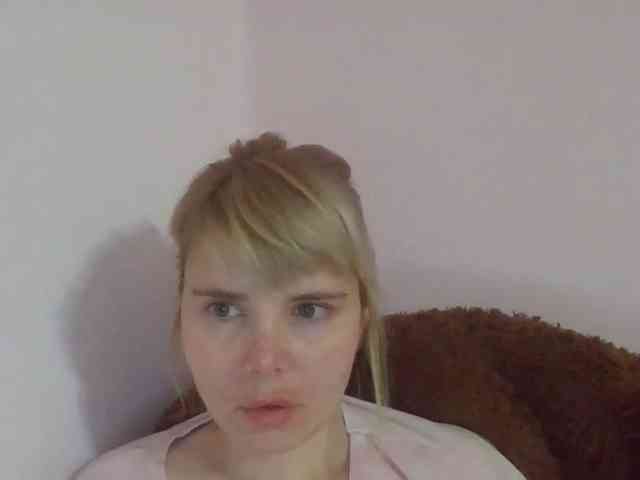 ElenaPleasure webcam