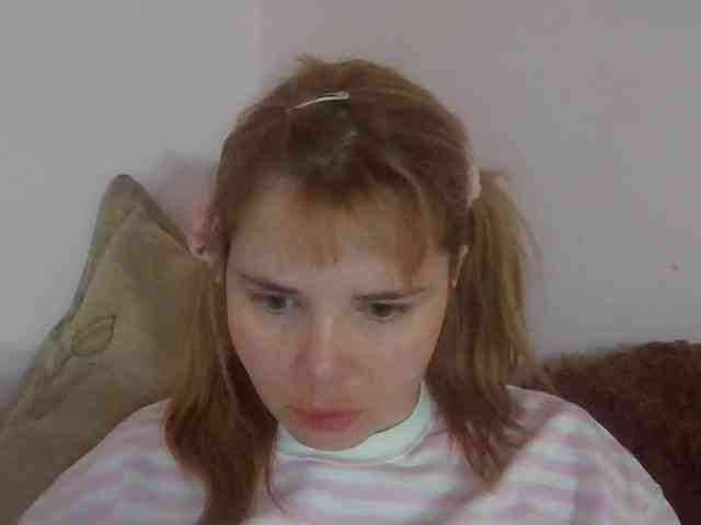 ElenaPleasure webcam