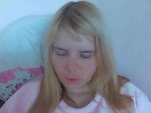 ElenaPleasure webcam