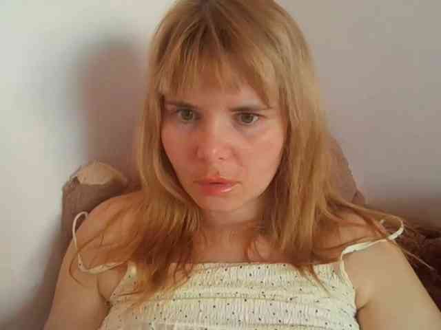 ElenaPleasure webcam