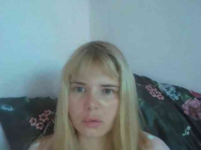 ElenaPleasure webcam