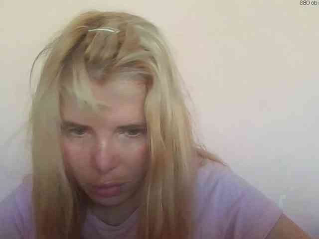 ElenaPleasure webcam