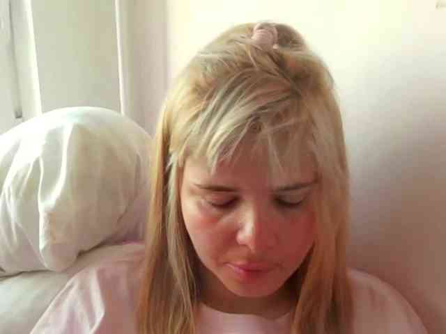 ElenaPleasure webcam