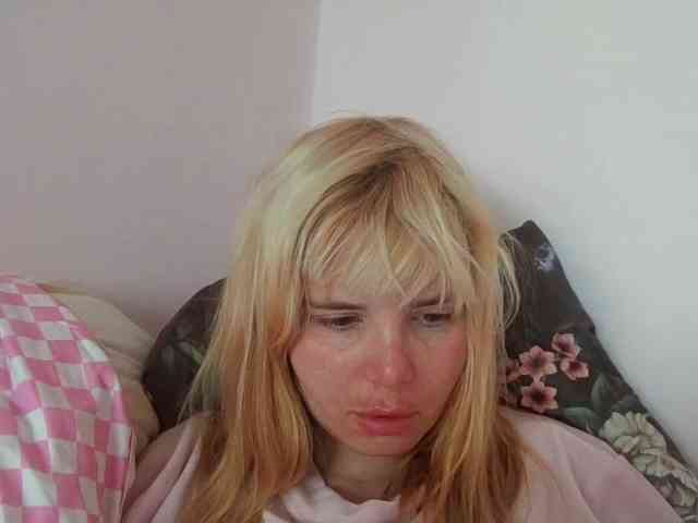 ElenaPleasure webcam