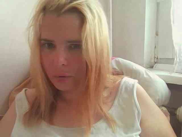 ElenaPleasure webcam