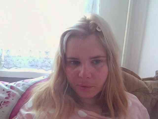 ElenaPleasure webcam