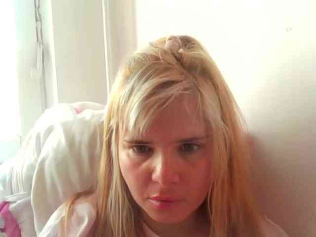 ElenaPleasure webcam