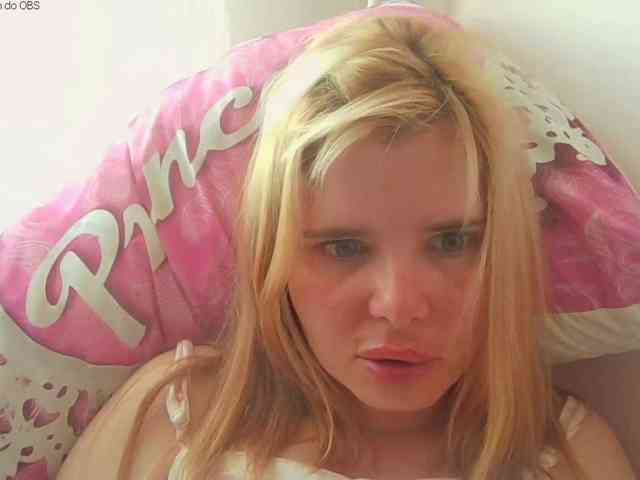 ElenaPleasure webcam