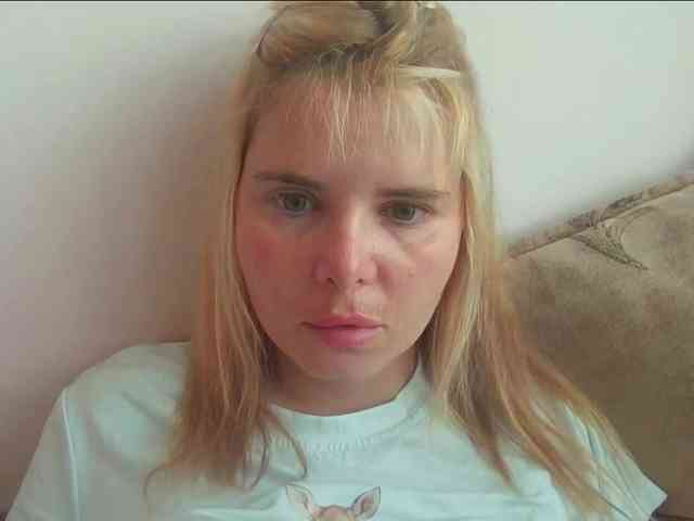 ElenaPleasure webcam