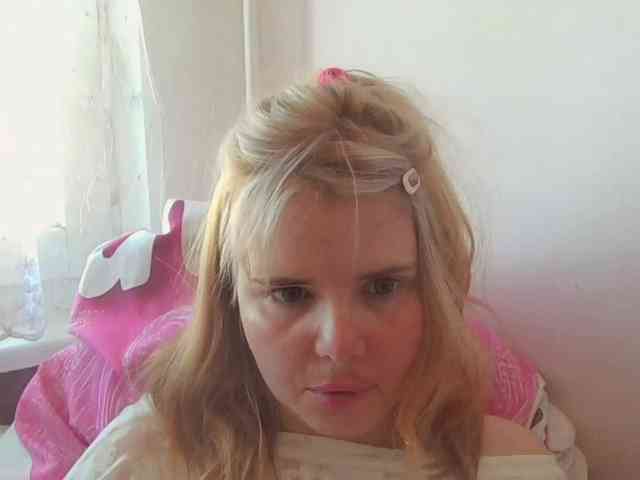 ElenaPleasure webcam