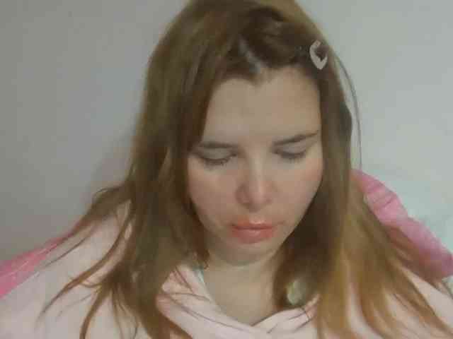 Model: ElenaPleasure