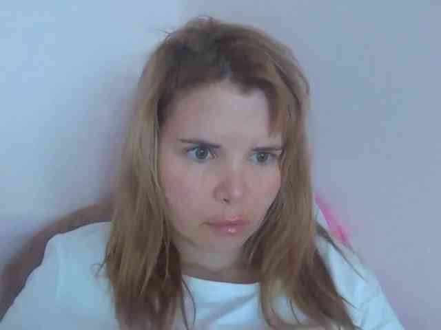 ElenaPleasure webcam