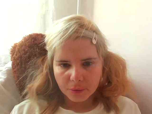 ElenaPleasure webcam