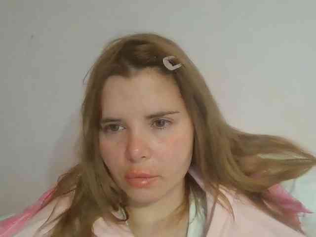 Model: ElenaPleasure