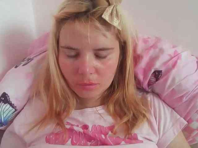 ElenaPleasure webcam
