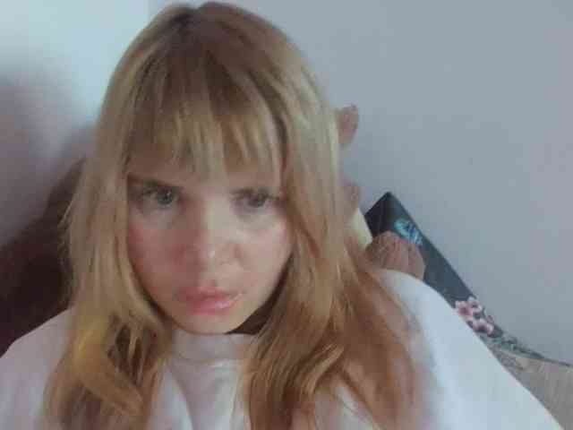 ElenaPleasure webcam