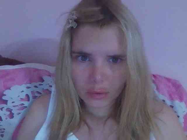 ElenaPleasure webcam