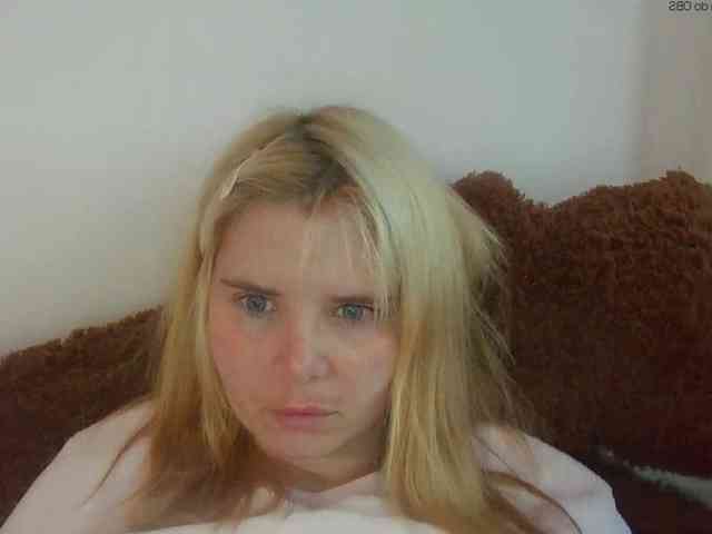 ElenaPleasure webcam