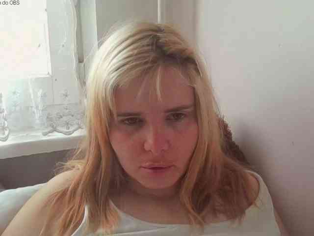 ElenaPleasure webcam