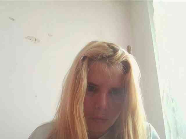 ElenaPleasure webcam
