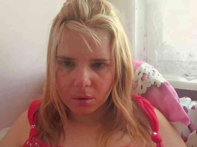 ElenaPleasure webcam