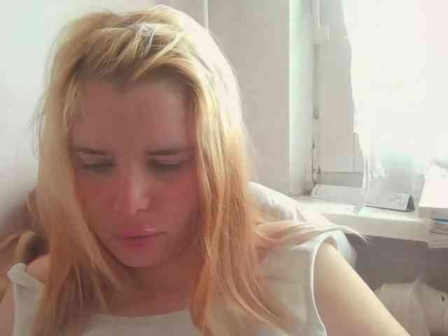 ElenaPleasure webcam