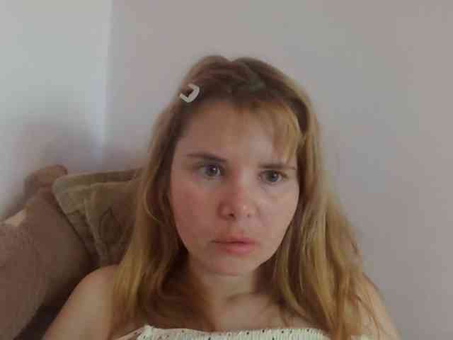 ElenaPleasure webcam