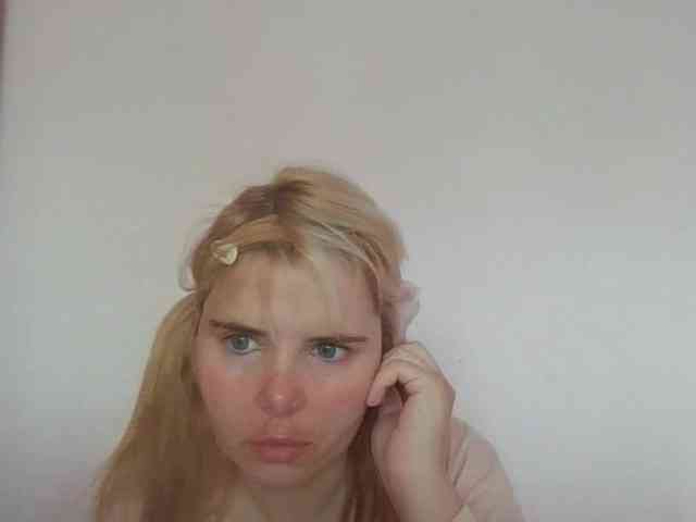 ElenaPleasure webcam