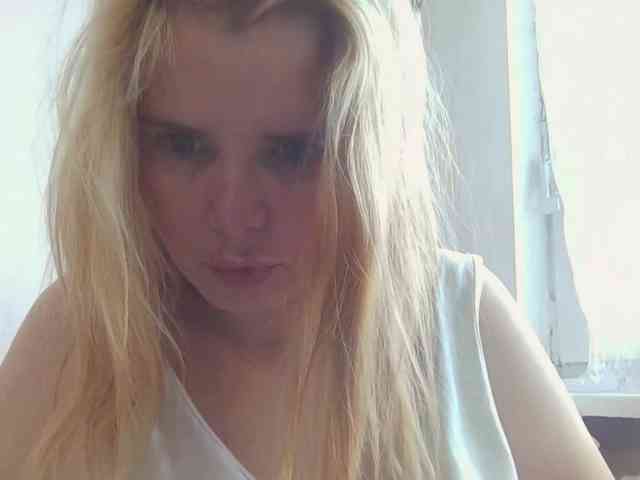 ElenaPleasure webcam